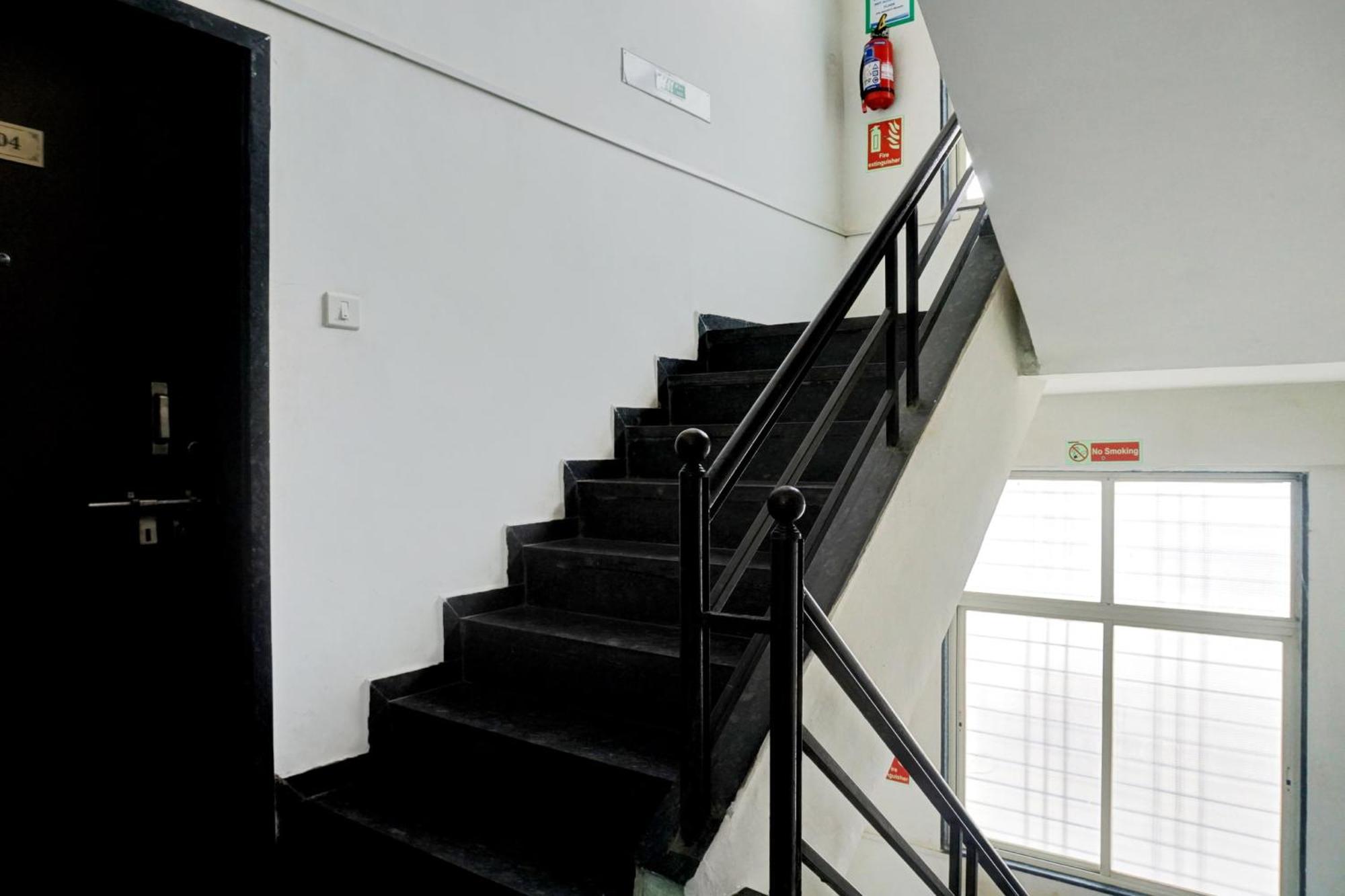 Hotel O Pristine Pune Ngoại thất bức ảnh