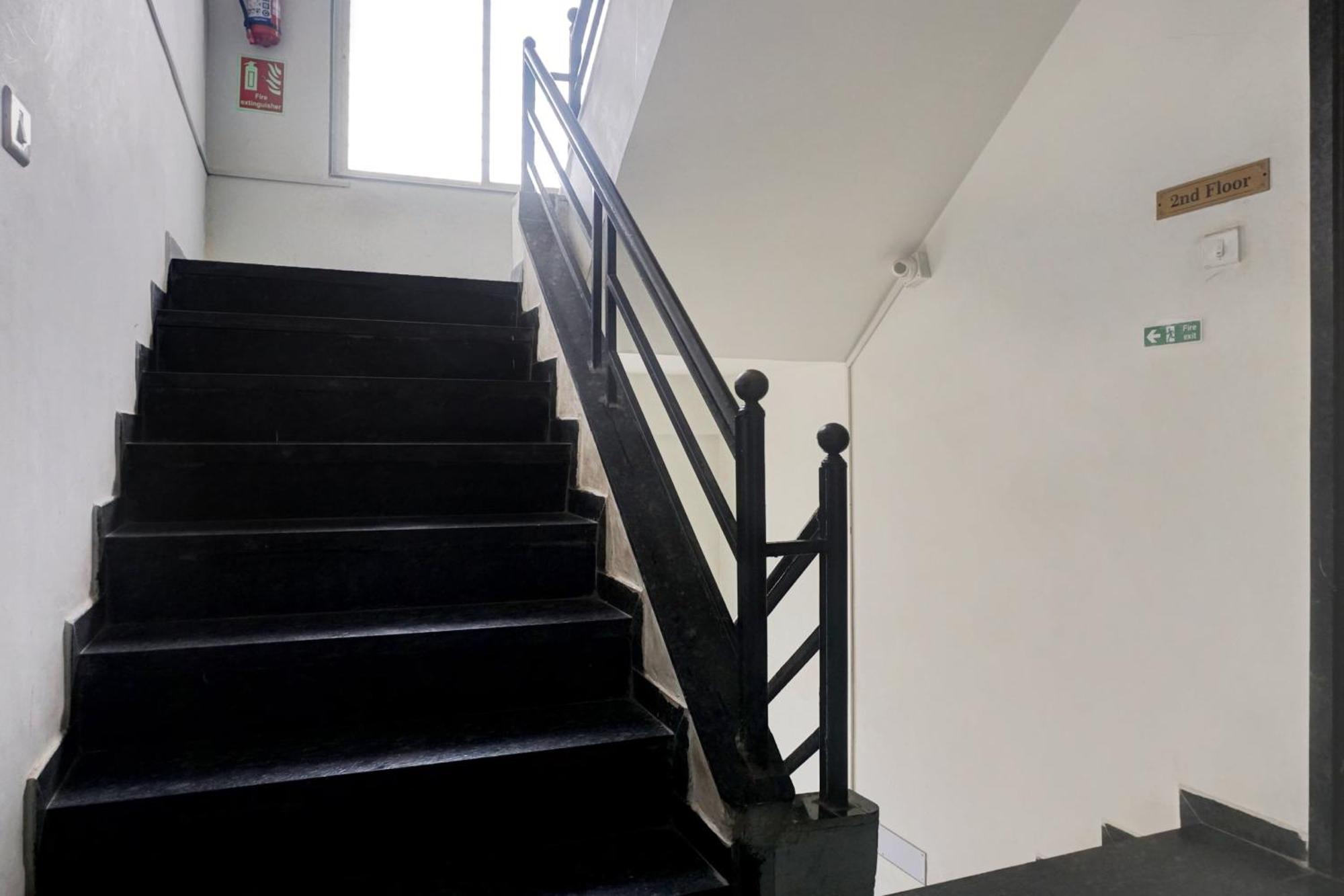 Hotel O Pristine Pune Ngoại thất bức ảnh